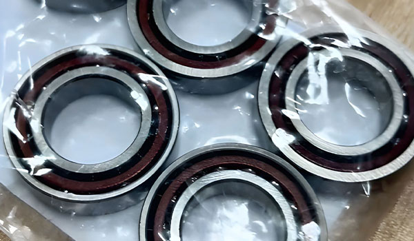 為什么塑料軸承性能優于金屬軸承